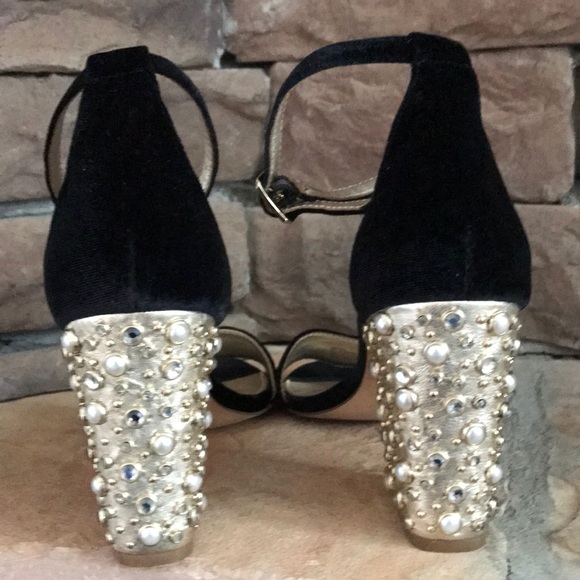 Lilly Pulitzer Amber Lynn Embellished Sandal / 9.5 - Picture 9 of 10